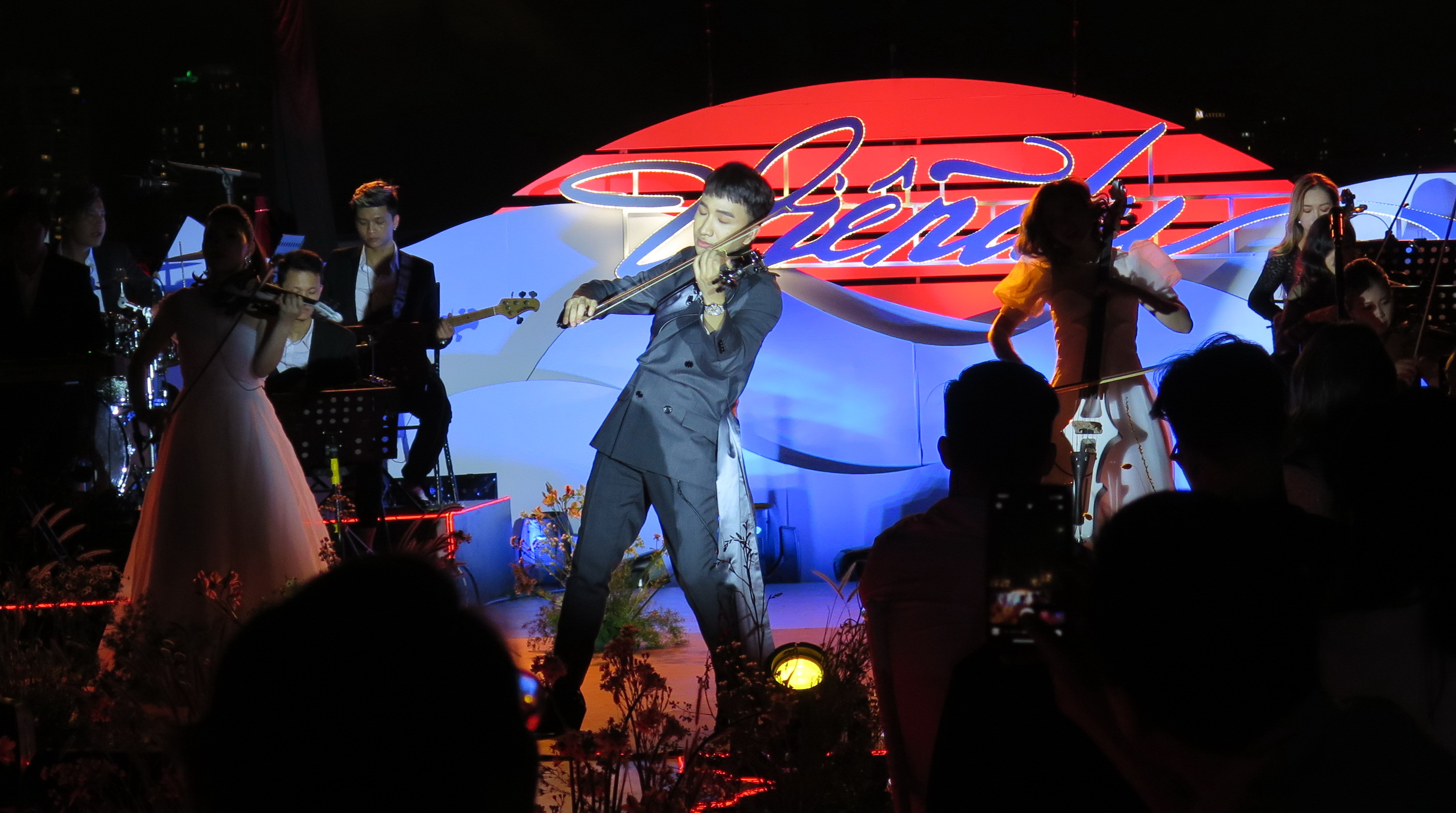 Hoàng Rob concert