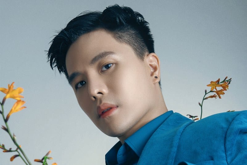 Trịnh Thăng Bình trên sân khấu