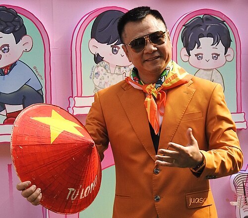 NSND Tự Long