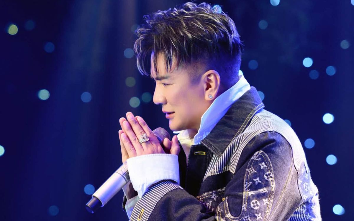 Đàm Vĩnh Hưng kết hợp MCK tại CAM GALA 2026: Màn 'bắt tay thế kỷ' khiến MXH dậy sóng